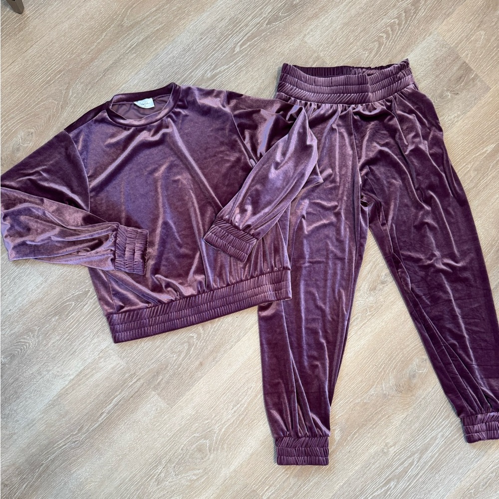 Laina Rauma velvet 2 piece set